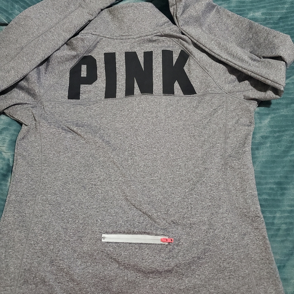 Athletic shirt